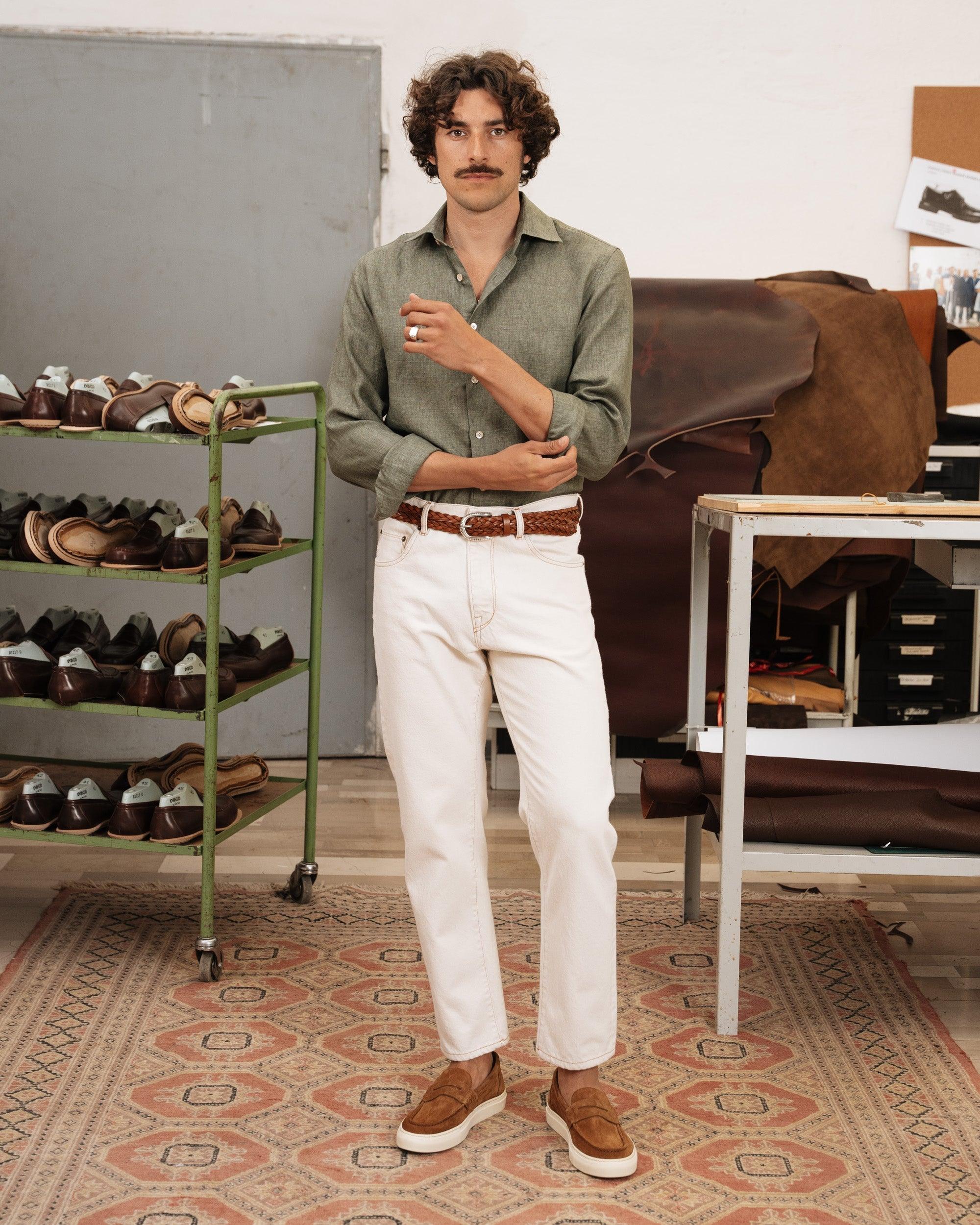 Mocassim Loafer em Camurça Marrom - Outlier