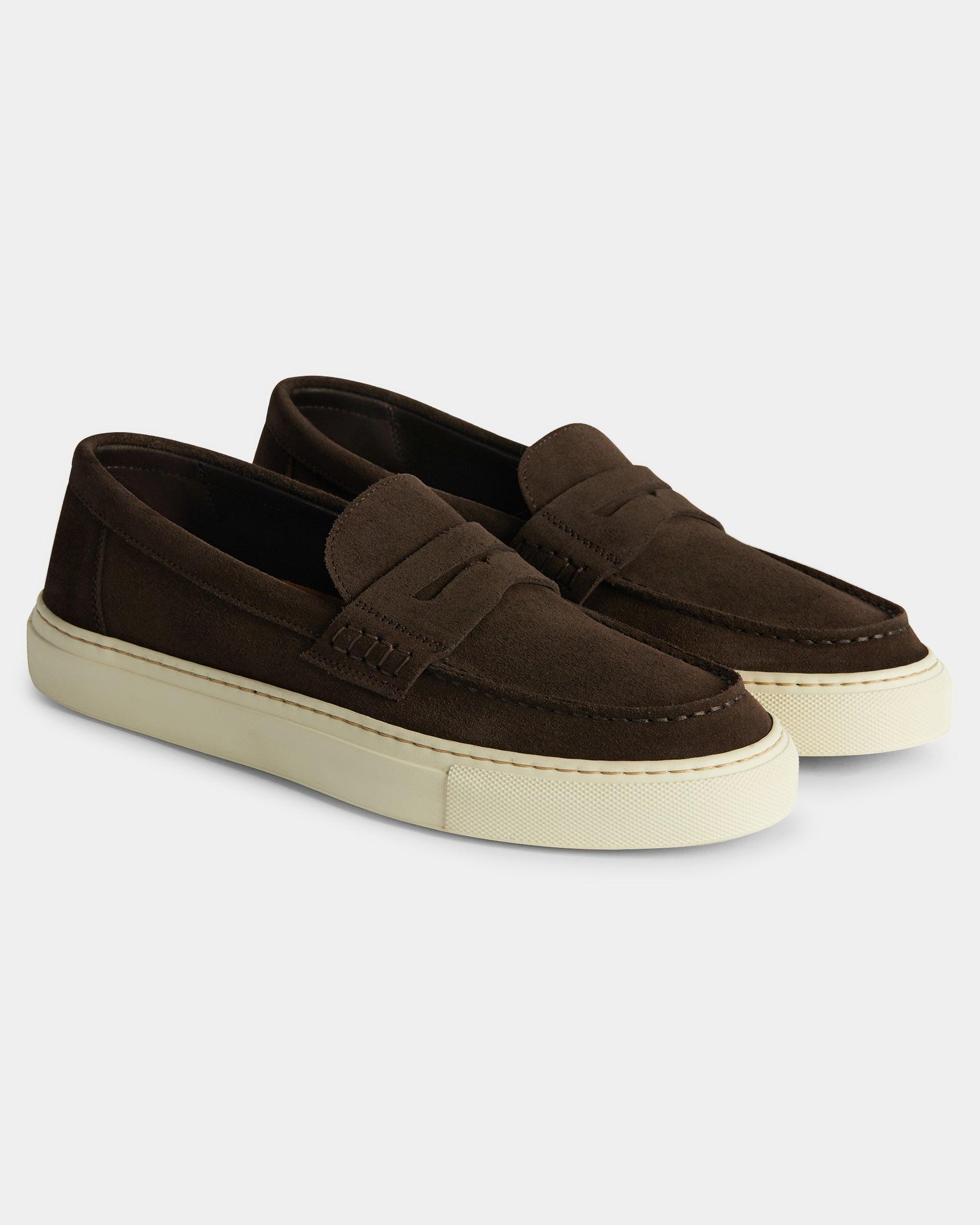 Mocassim Loafer em Camurça Marrom - Outlier