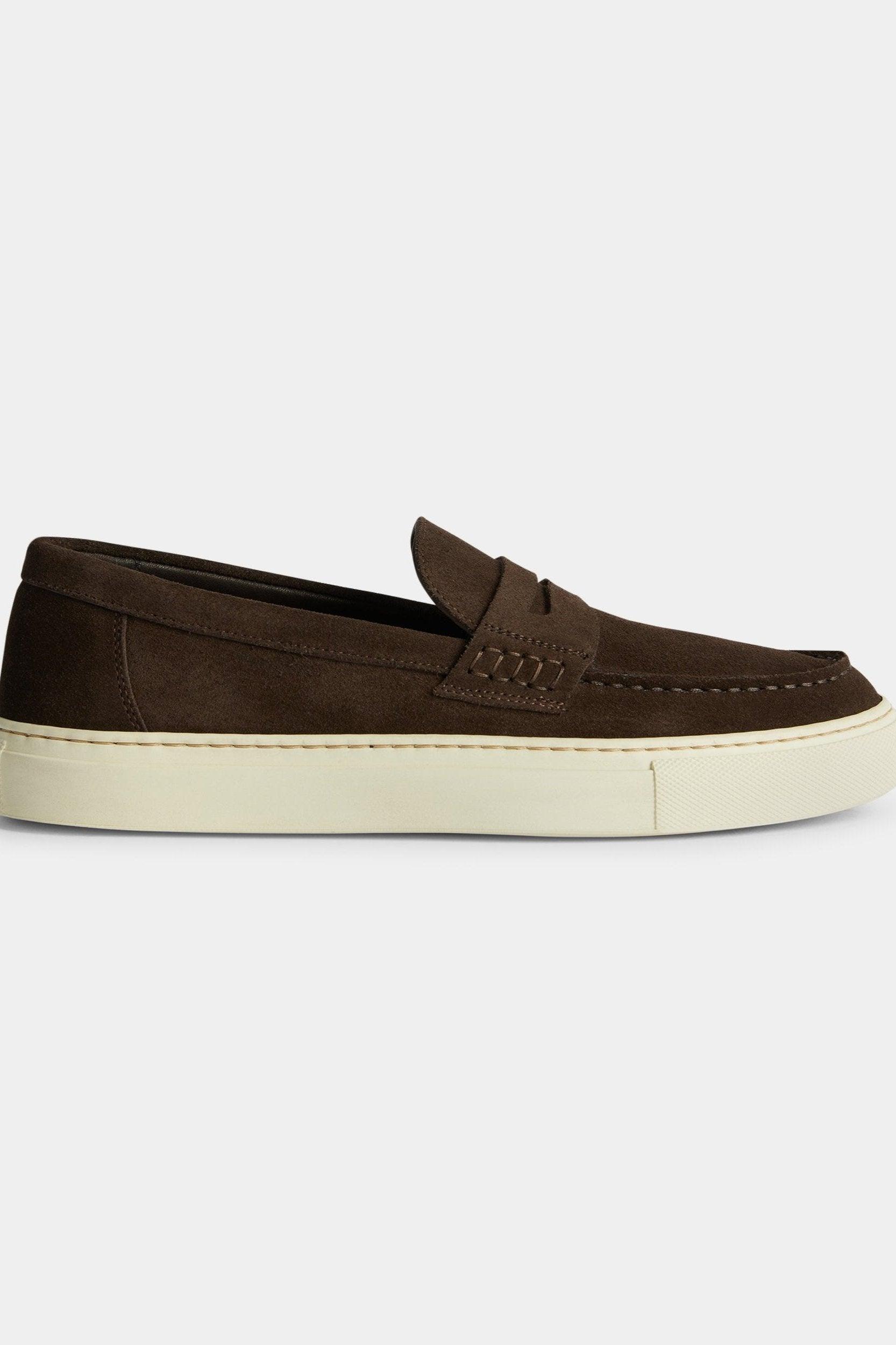 Mocassim Loafer em Camurça Marrom - Outlier