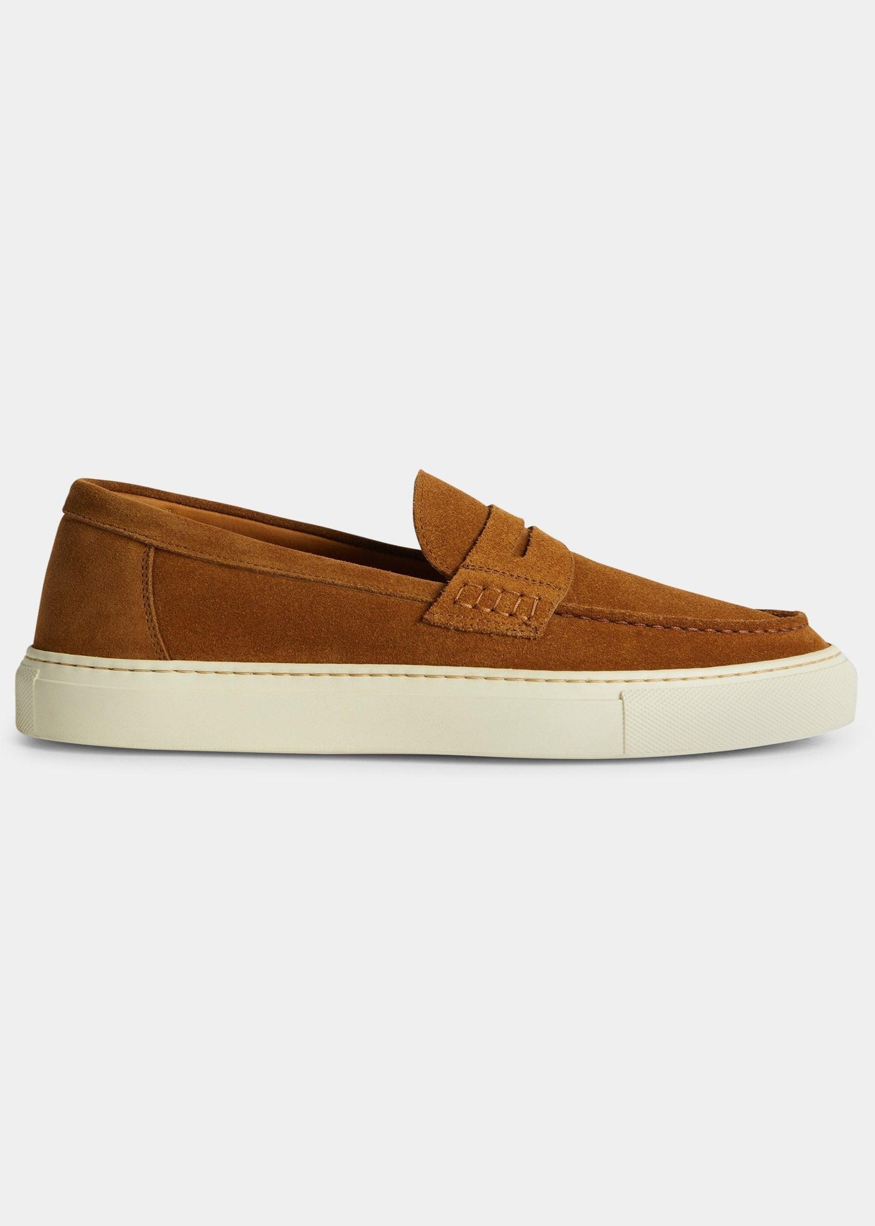 Mocassim Loafer em Camurça Marrom - Outlier