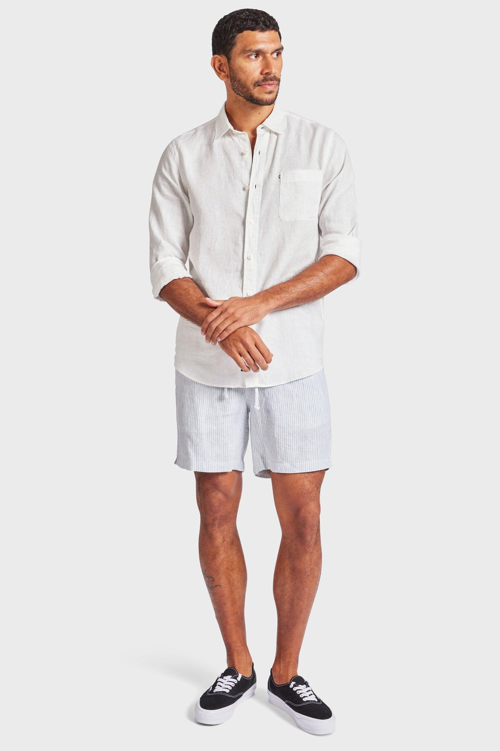 Short de Linho Listrado Leve e Elegante - Outlier