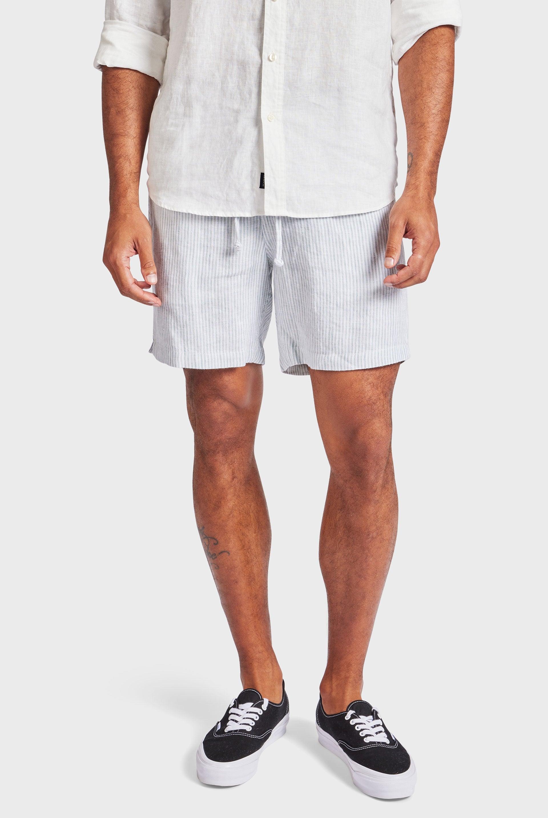 Short de Linho Listrado Leve e Elegante - Outlier